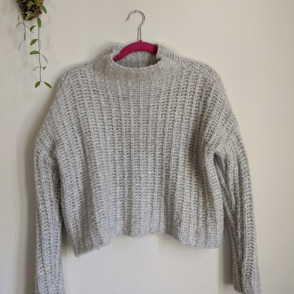 SOLD! Aerie Grey Knit Sweater
